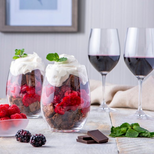 Winter Berry Forest Cake in a Cup